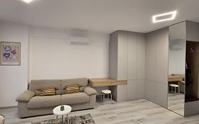 Lc Home